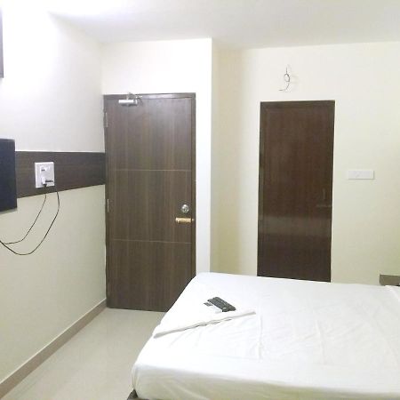 Hotel Amrita Mogappair Chennai Luaran gambar