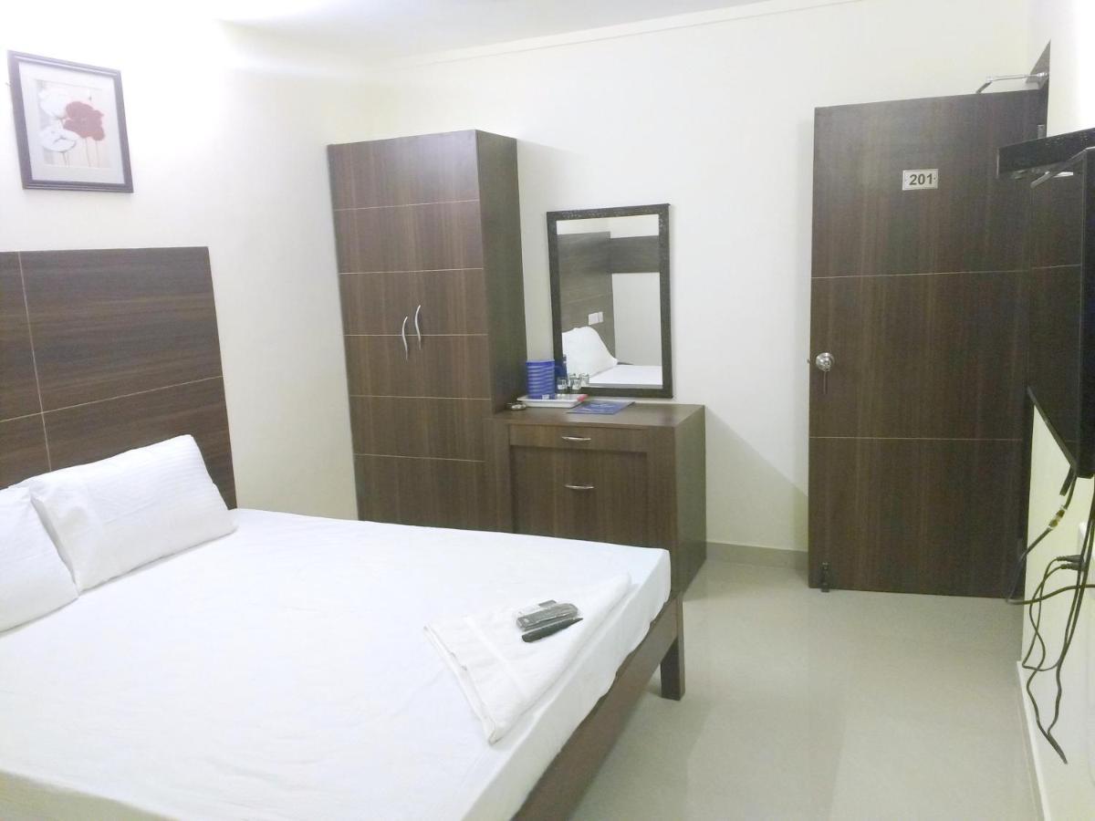Hotel Amrita Mogappair Chennai Luaran gambar